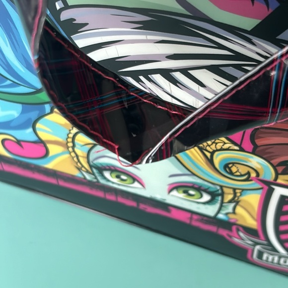 Monster High Doll Case - Picture 7 of 8